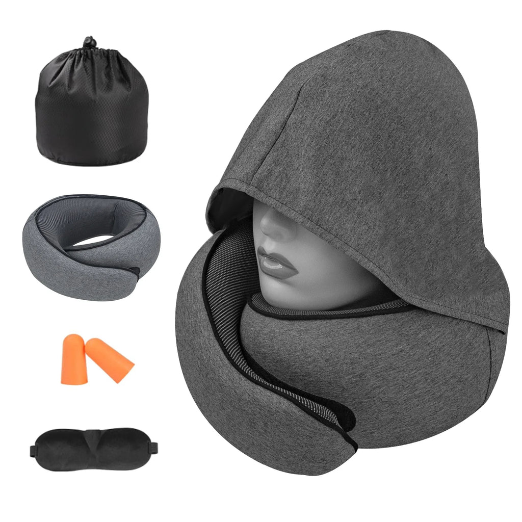U-formet nakkepude med hætte i minimalistisk design
